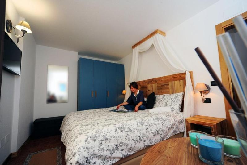 Appartamenti E Camere Veronica Cogolo Exterior foto